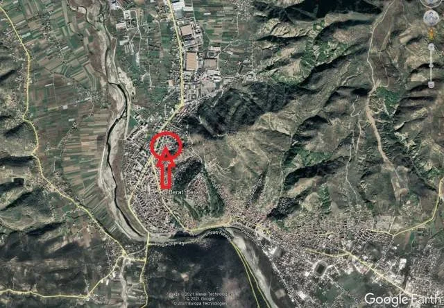 Berat, Shitet Apartament me siperfaqe 84.7 m², Cmimi Fillestar 2,520,000 Leke (Lagja “Barrikade”)