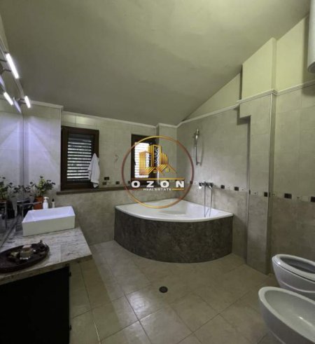 Tirane, jepet me qera Vile 3 Katshe Kati 1, 272 m² 3.000 Euro (Kodra e Diellit)