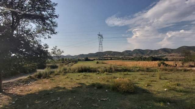 Tirane, shes toke 8.100 m² 50 Euro/m2