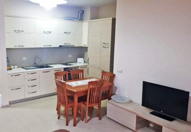 Tirane, jepet me qera apartament 80 m² 350 Euro