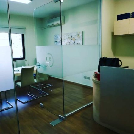 Tirane, jepet me qera zyre 130 m² 130.000 Leke