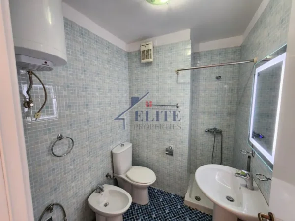 Tirane, shitet apartament 1+1+Ballkon Kati 8, 76 m² 147.000 € (Zogu i Zi)
