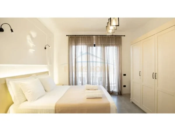 Tirane, jepet me qera apartament 1+1 Kati 4, 67 m² 1.200 € 