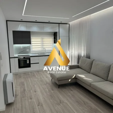 Tirane, jepet me qera apartament 2+1+Ballkon Kati 3, 62 m² 800 € (VASO PASHA)