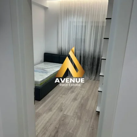 Tirane, jepet me qera apartament 2+1+Ballkon Kati 3, 62 m² 800 € (VASO PASHA)