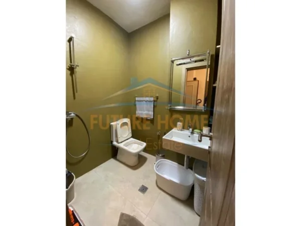 Tirane, jepet me qera apartament 2+1 Kati 6, 99 m² 1.000 € 