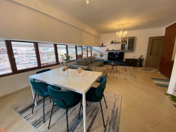 Tirane, jepet me qera apartament 2+1 Kati 5, 99 m² 1.000 € (myslym shyri)