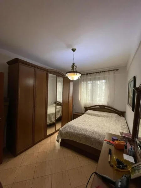 Tirane, shitet apartament 2+1 Kati 0, 117 m² 163.000 € (Rruga e Kavajes)