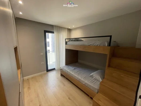Tirane, shes apartament 2+1 Kati 4, 94 m² 140.000 € (cassa italia)