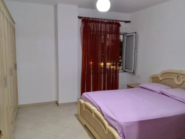 Tirane, jepet me qera apartament 2+1+Aneks+Ballkon Kati 3, 114 m² 700 € (zogu i zi)