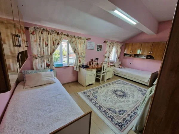 Tirane, shes Vile 2 Katshe Kati 2, 409 m² 360.000 € (Jordan Misja)