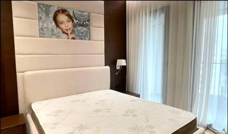 Tirane, jepet me qera apartament 1+1 Kati 5, 75 m² 950 € (Square 21)