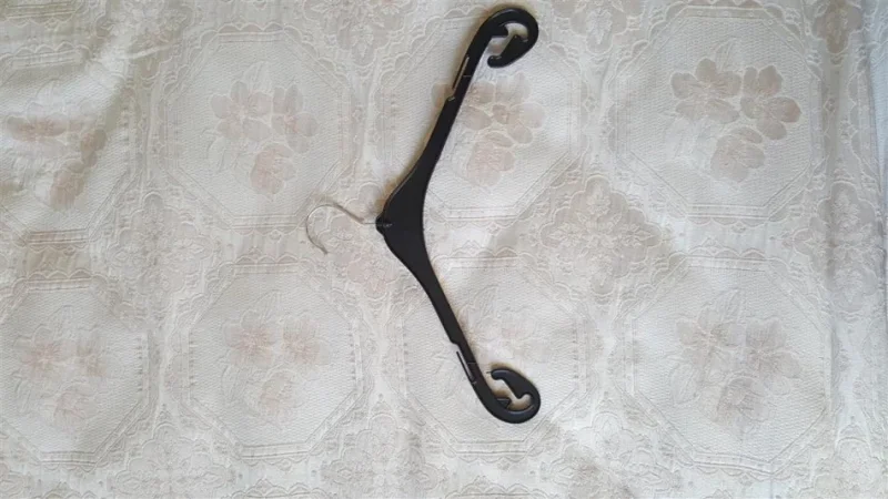 Shiten varse rrobash