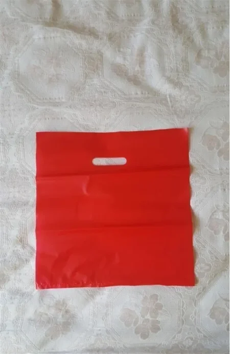 Durres, shes Qese plastike te riciklueshme 1000 cope me permasa 40x40 cm