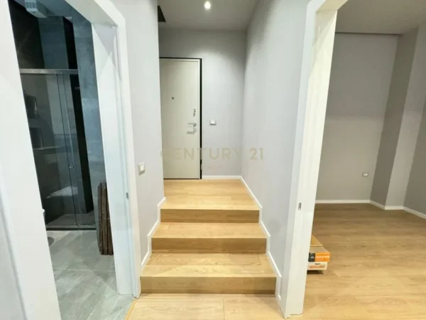 Tirane, shes apartament 2+1+Aneks+Ballkon Kati 2, 100 m² 160.000 € (Liqeni i Thate)