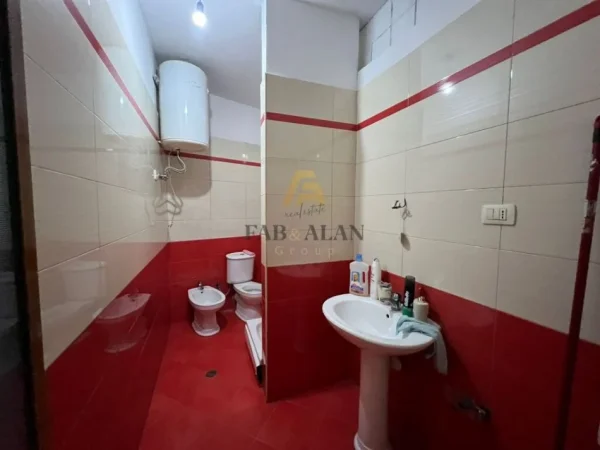 Tirane, shitet apartament 3+1+2 Kati 5, 115 m² 120.000 € (Bulevardi i Ri, Paskuqan)