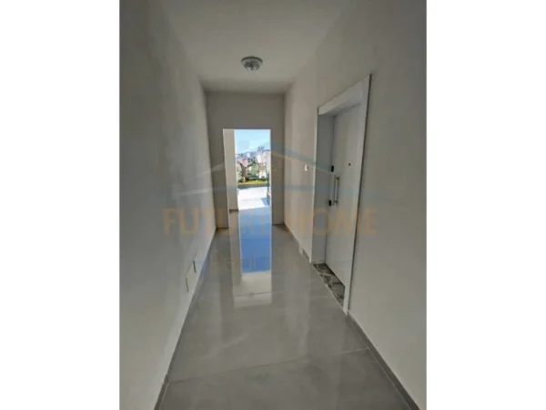 Tirane, shitet apartament 2+1 Kati 1, 129 m² 231.480 € (SELITE)