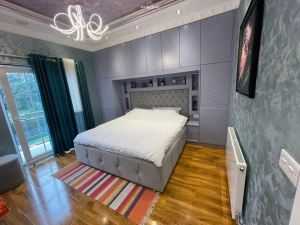 Tirane, jepet me qera Vile 2+1 Kati 4, 75 m² 450 € (allias)