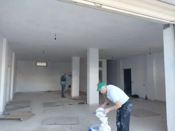 Tirane, jepet me qera ambjent biznesi Kati 0, 600 m² 400 € (KINOSTUDIO)