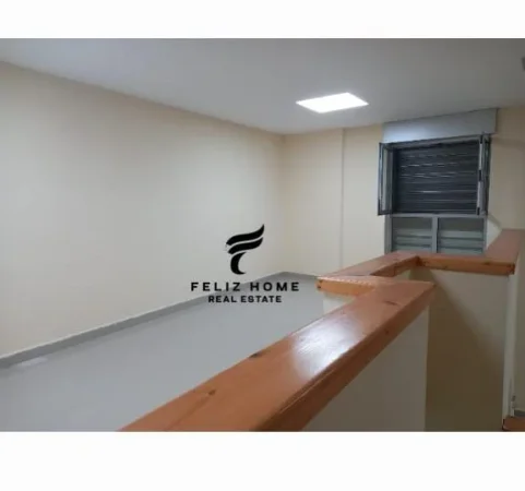 Tirane, jepet me qera dyqan Kati 0, 143 m² 700 € (SPITALI AMERIKAN 3)