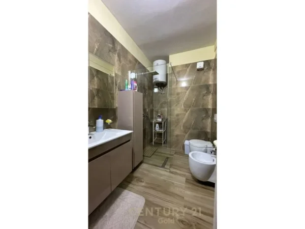 Tirane, shes apartament 2+1+Aneks+Ballkon Kati 3, 140 m² 265.000 € (Irfan Tomini)