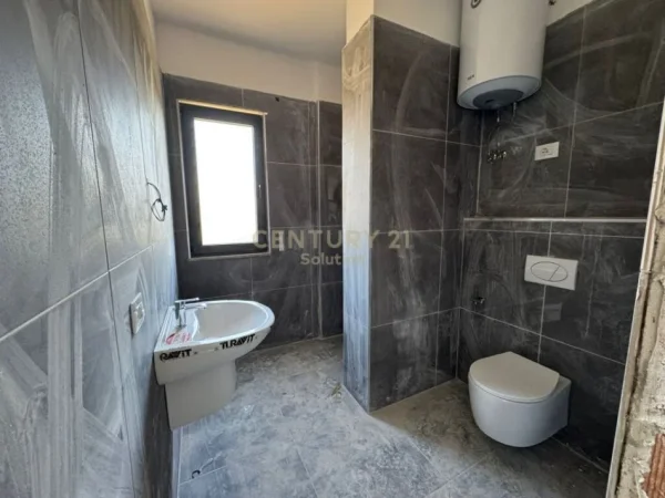 Tirane, shes apartament 2+1+Aneks+Ballkon Kati 6, 113 m² 158.000 € (Oasis Residece)