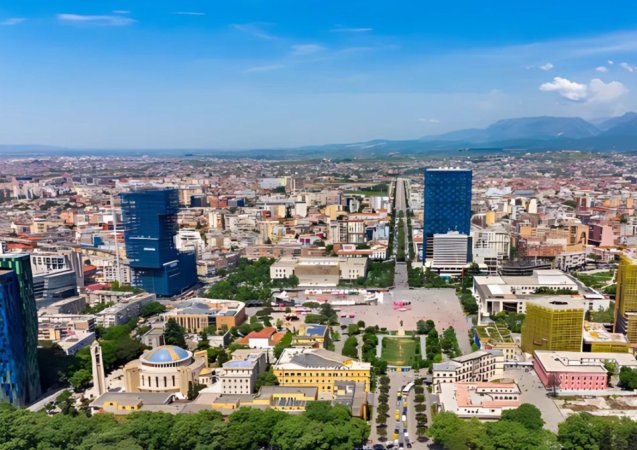 Tirane, jepet me qera apartament 1+1 Kati 2, 63 m² 400 € (Sanatoriumi)