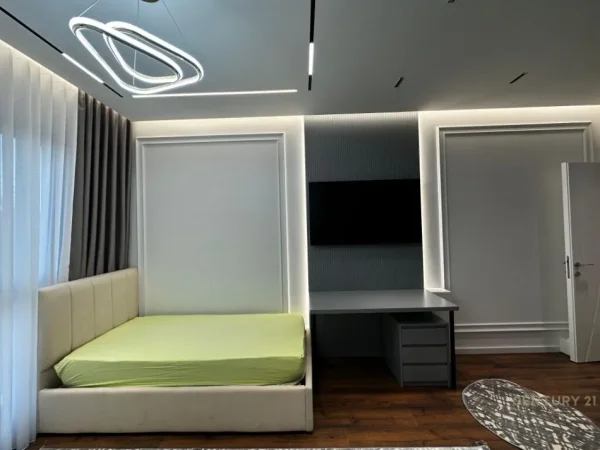 Tirane, jepet me qera apartament 2+1+Aneks+Ballkon Kati 3, 113 m² 1.000 € (Arlis, Farmacia 10)
