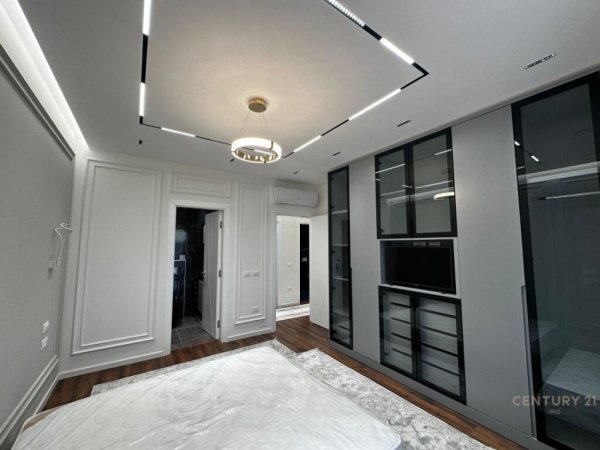 Tirane, jepet me qera apartament 2+1+Aneks+Ballkon Kati 3, 113 m² 1.000 € (Arlis, Farmacia 10)