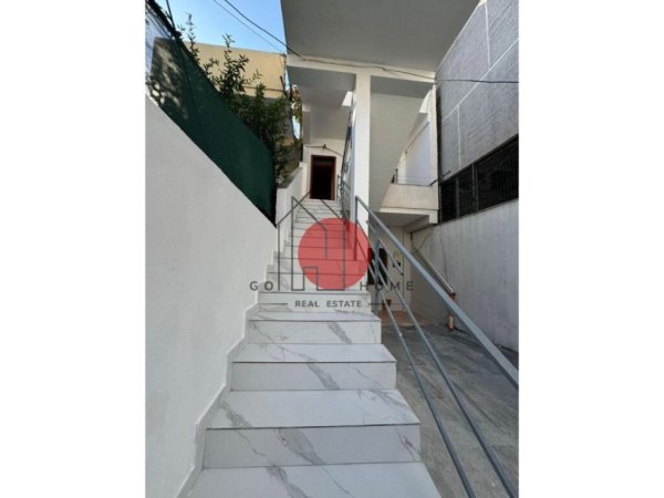 Tirane, jepet me qera apartament 2+1 Kati 2, 90 m² 350 € (Rruga Sadik Petrela ne Shkoze)