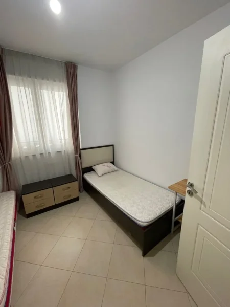 Tirane, jepet me qera apartament 2+1+Aneks Kati 5, 81 m² 550 € (astir)