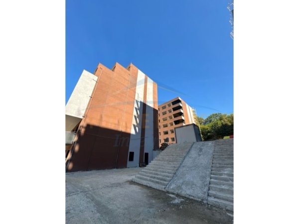 Tirane, shitet apartament 2+1+2  , (Vilat Gjermane Ambasada e Paqes)155.000 euro