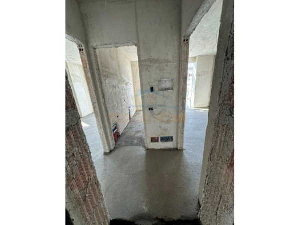 Tirane, shitet apartament 1+1 Kati 4, 69 m² 116.000 € (Jordan Misja)