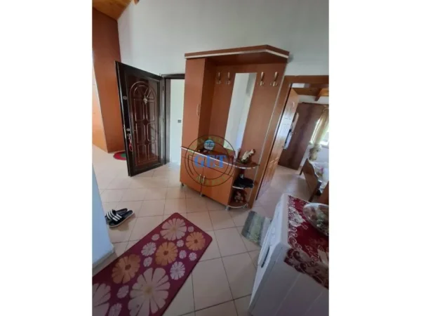Durres, jepet me qera Kati 3, Shtepi private ,105 m² 350 € (Spitali, Durres)