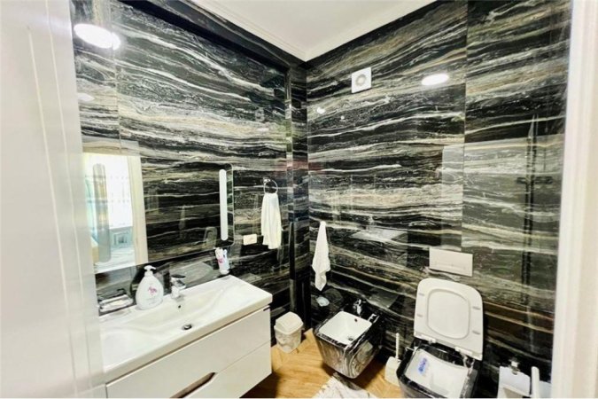 Tirane, shitet apartament 2+1+Ballkon , 87 m² 150.000 € (Dervish Luzha)