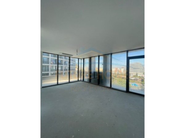 Tirane, shitet apartament 3+1+Ballkon Kati 2, 172 m² 564.000 € (LakeView)
