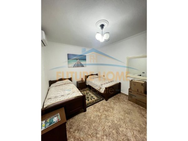 Tirane, jepet me qera apartament 2+1 Kati 2, 80 m² 700 € (Pranë Postes numer 8, Sheshi Wilson)
