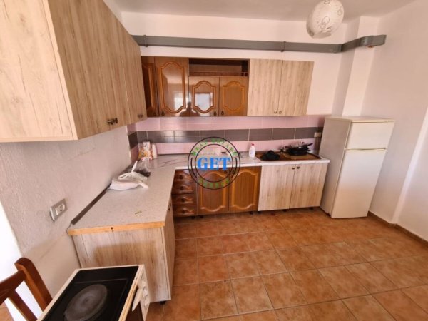 Durres, jepet me qera apartament Kati 5, 60 m² 300 € (Plazh Iliria, Durrës)