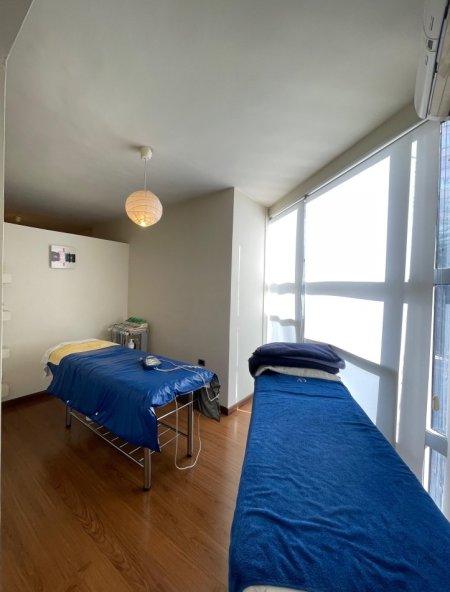 Tirane, jepet me qera ambjent biznesi Kati 1, 105 m² 1.200 € (Ish Ekspozita)