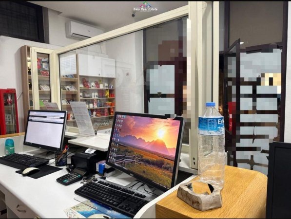 Tirane, jepet me qera ambjent biznesi Kati 0, 24 m² 400 € (rruga e barrikadave)