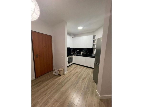 Tirane, jepet me qera 2+1 Kati 2, 143 m² 540 € (astir)