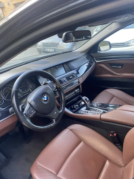 Tirane, shes makine  BMW v Nafte, automatik Klima 8.500 €