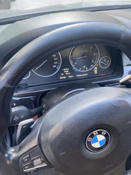 Tirane, shes makine  BMW v Nafte, automatik Klima 8.500 €