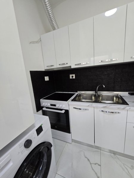 Tirane, jepet me qera garsonier 1+1 Kati 0, 24 m² 280 € (Ali demi)