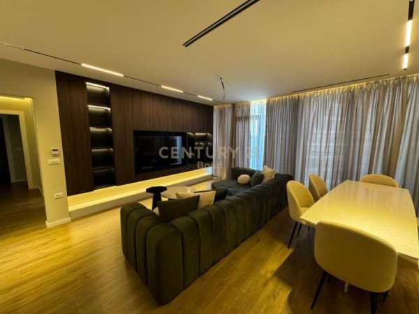 Tirane, jepet me qera apartament 2+1+Aneks+Ballkon Kati 11, 126 m² 2.000 € (Lake View)
