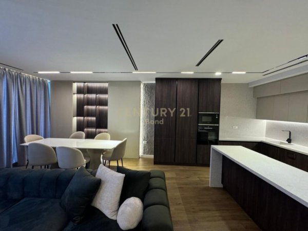 Tirane, jepet me qera apartament 2+1+Aneks+Ballkon Kati 11, 126 m² 2.000 € (Lake View)