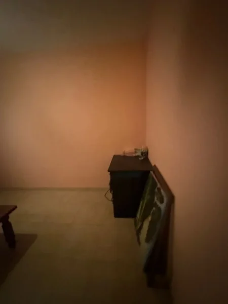 Tirane, jepet me qera apartament 2+1+Ballkon Kati 1, 80 m² 400 € (Te Gjimnazi Partizani)