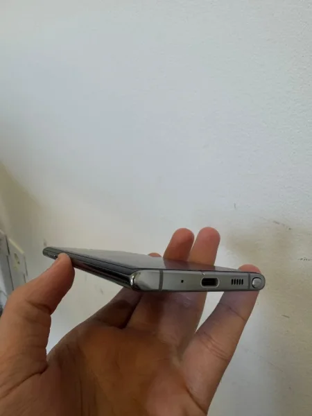 Tirane, shes Celular-Smartphone Samsung Galaxy Note 10