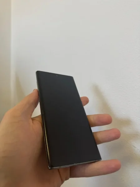 Tirane, shes Celular-Smartphone Samsung Galaxy Note 10