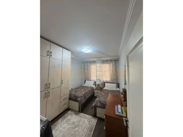 Tirane, shitet apartament 2+1+Ballkon Kati 3, 113 m² 295.000 € (Barrikadave)